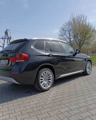 BMW X1 cena 37900 przebieg: 240000, rok produkcji 2010 z Nowa Sarzyna małe 781